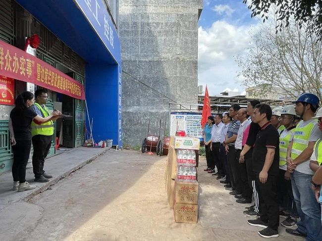 自治區住建廳廳長(cháng)、黨組書(shū)記唐標文視頻慰問(wèn)-修圖.jpg